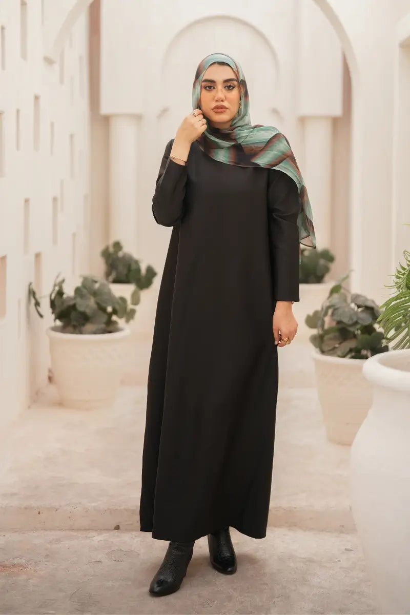 Basic Black Maxi Dress with Long Sleeves Modest & Elegant Outfit Basic Black Maxi Dress with Long Sleeves Modest & Elegant Outfit