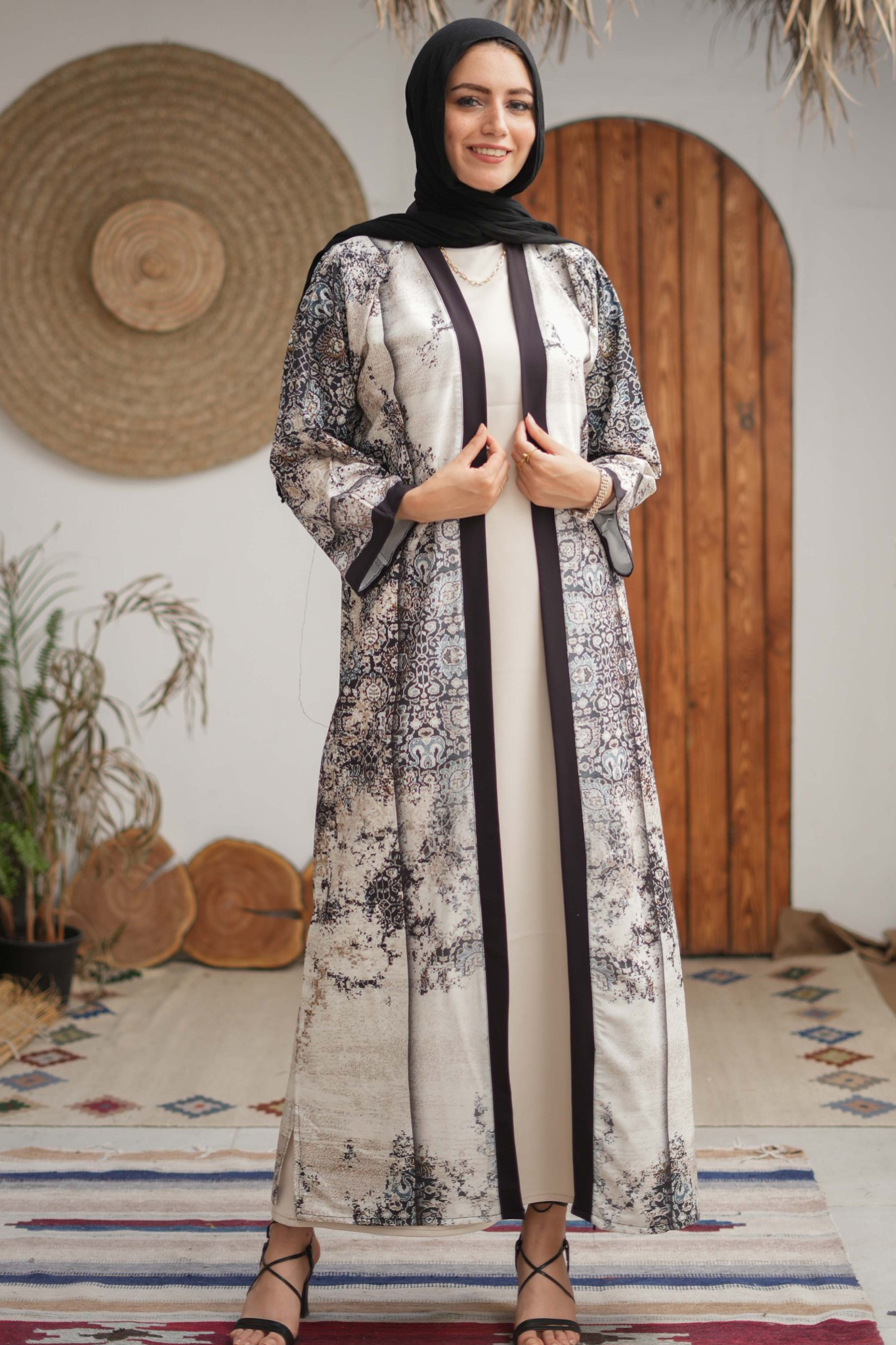 Soft Cotton & Silk Blend Printed Abaya - Elegant and Breathable